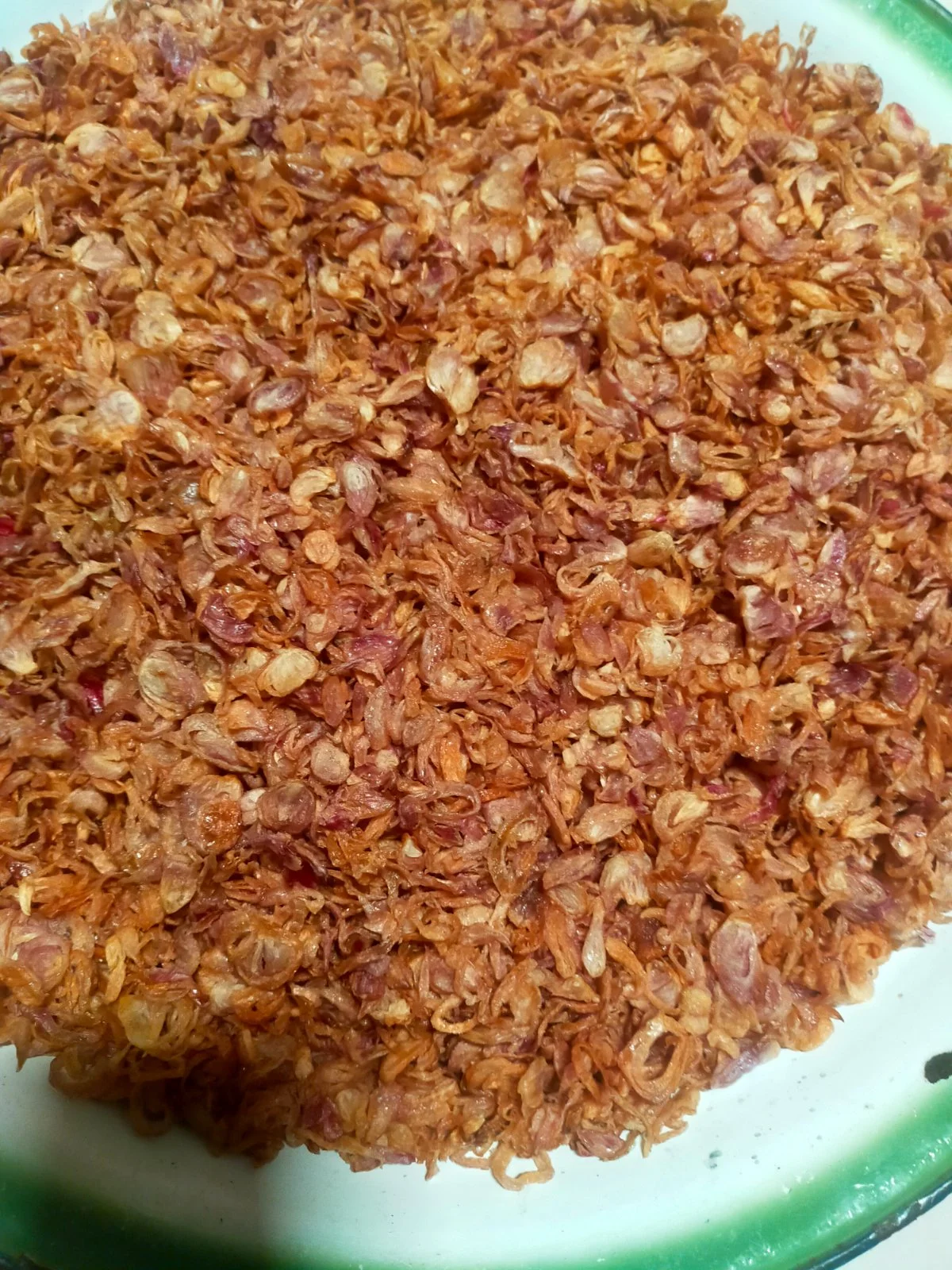 Bawang merah goreng