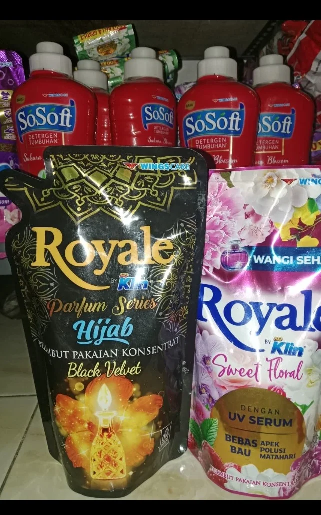 Pewangi pakaian royale