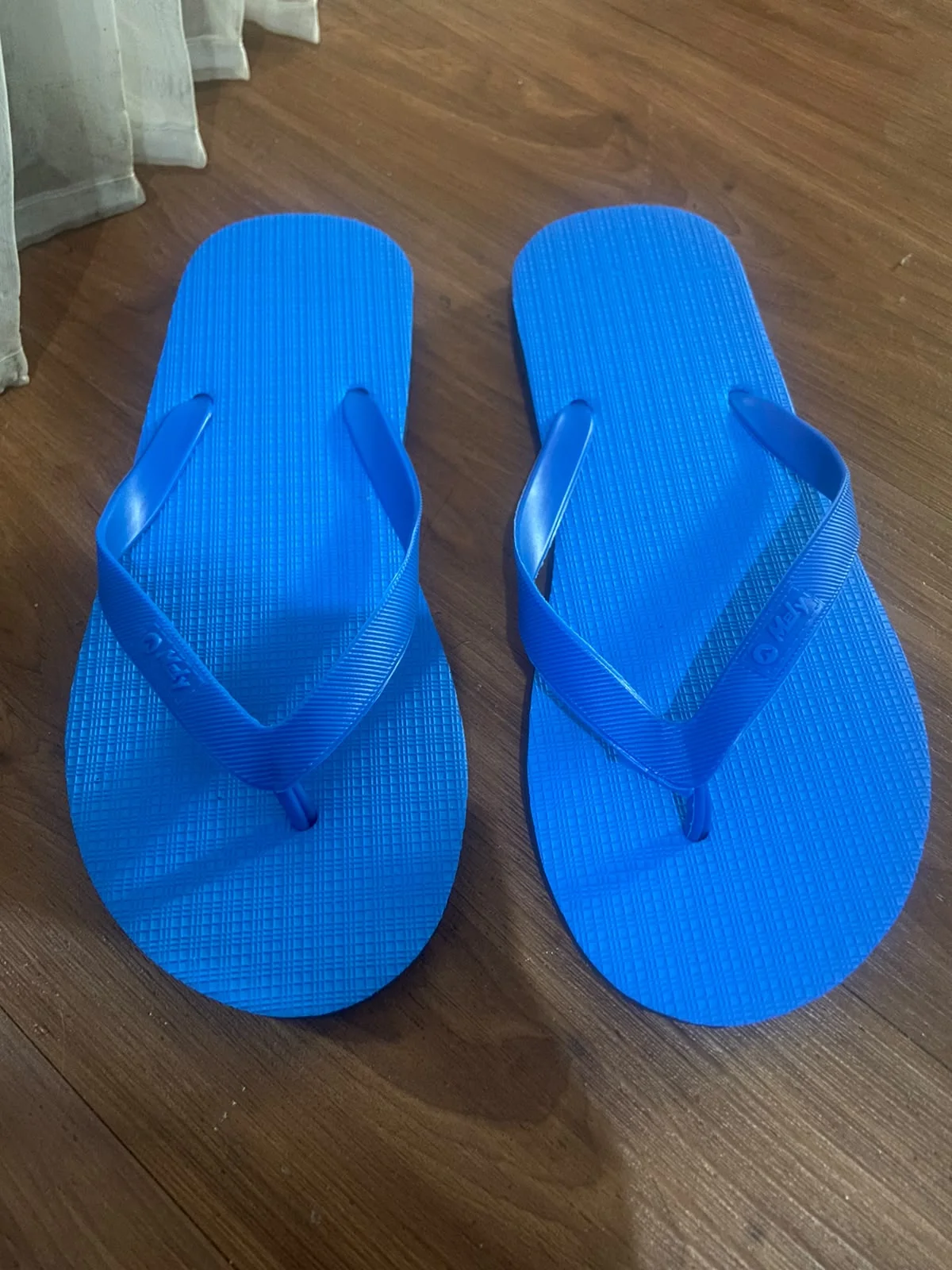 Sandal Melly biasa