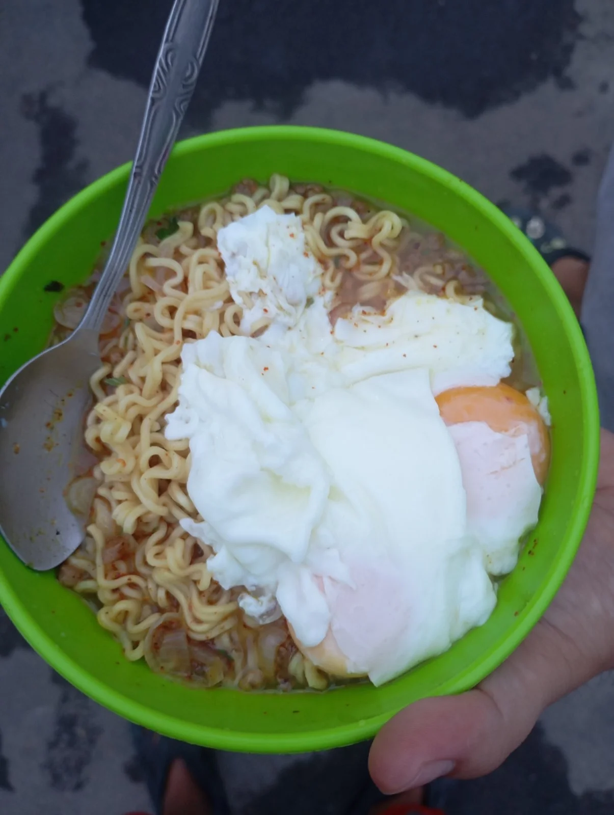 Mi telor rebus